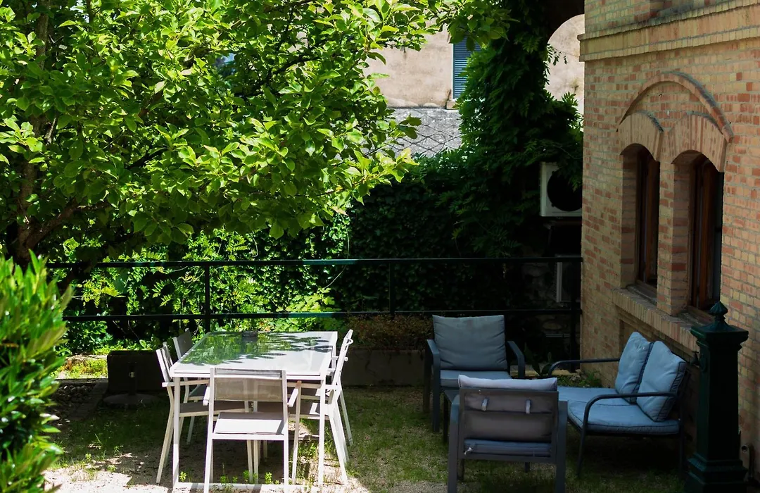 La Maison cachée du PAVILLON BELLEVUE-1
