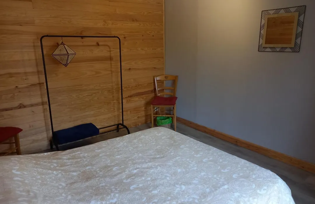 La Fermette - Chambres D'Hotes Dans Environnement Calme Et Arbore-1