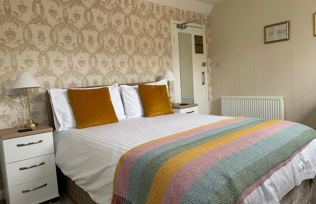 The Raincliffe Hotel-1