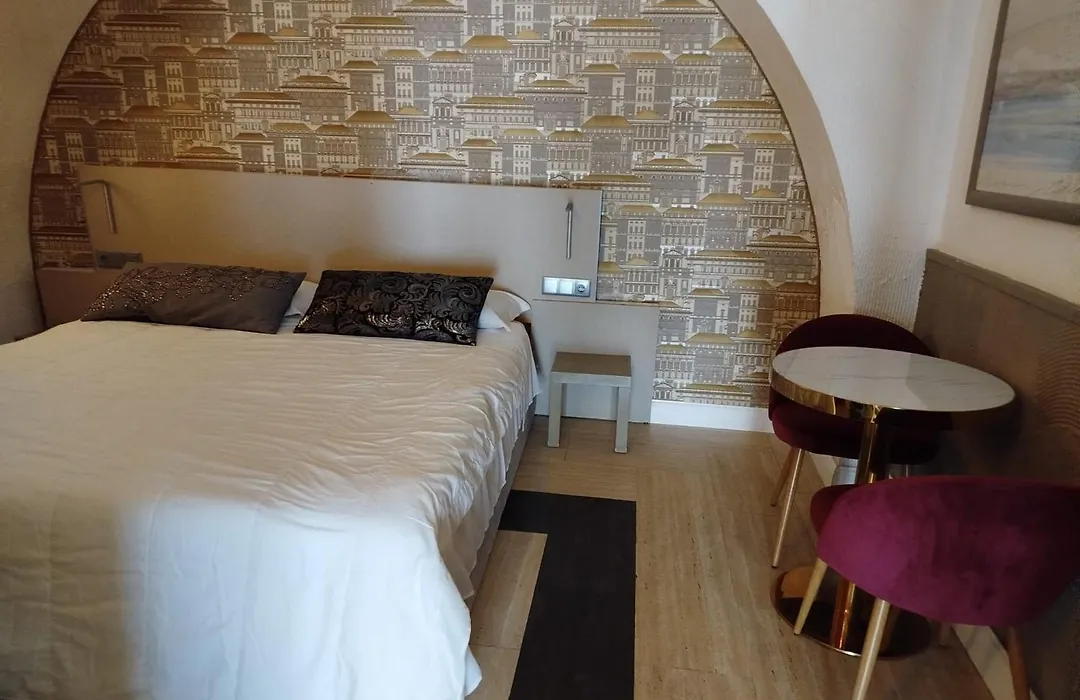 Sao Pedro Suite Faro-1
