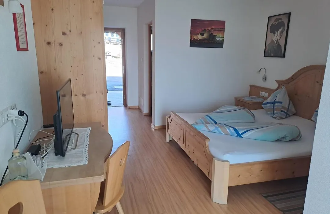B&B Gasthaus Lieg-1