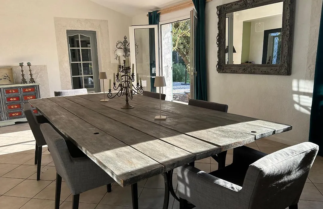 La Villa-1
