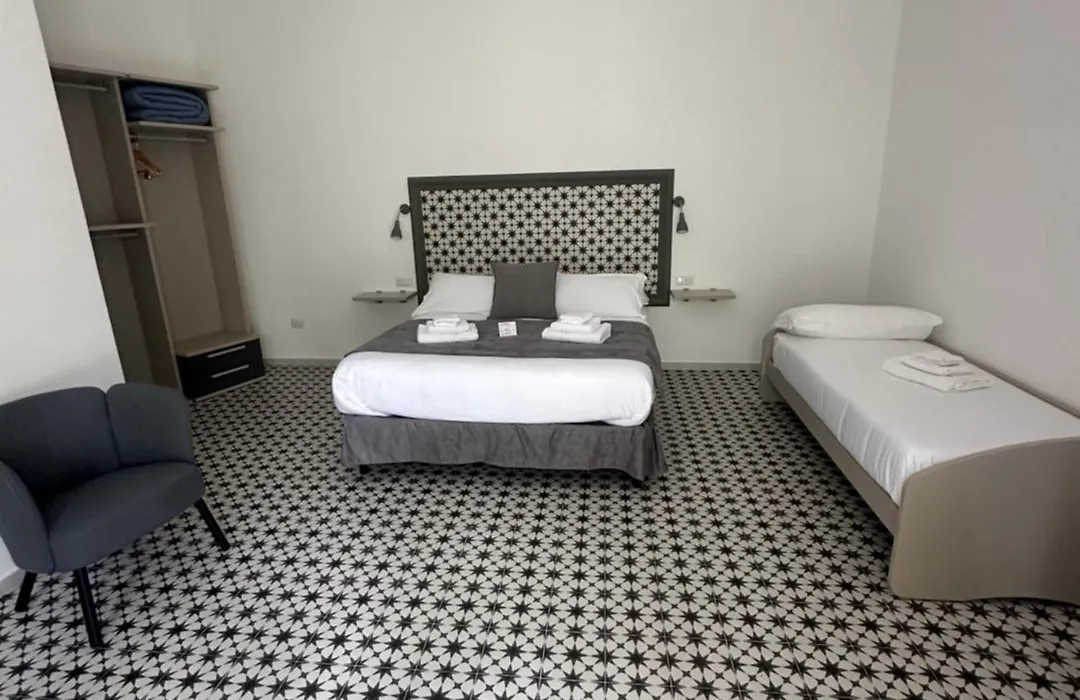 Sine Tempore B&B-1