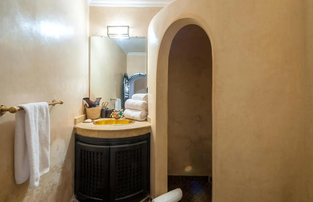 Riad Aliya-1