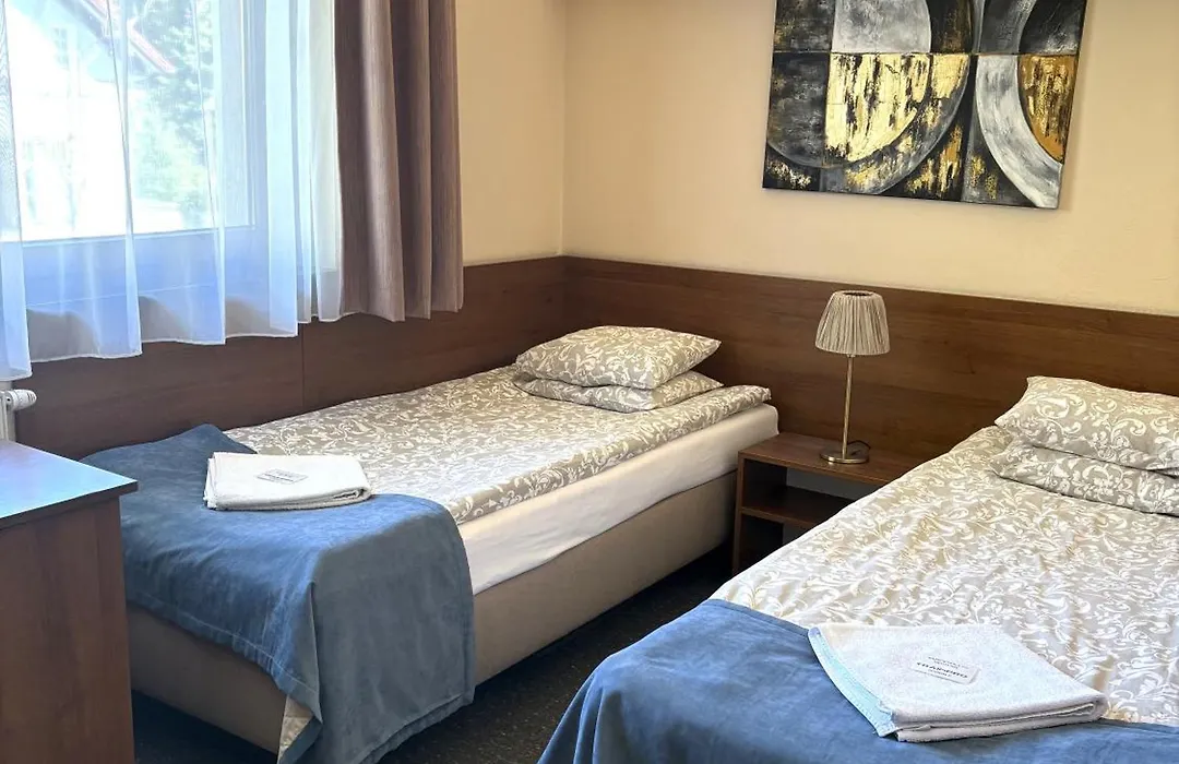 B & B Tomula-1