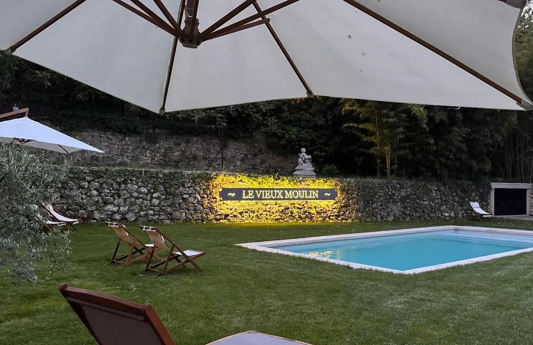Le Vieux Moulin De Jouques-1