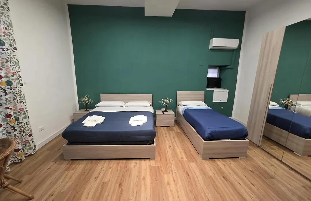 Vanzi Rooms-1