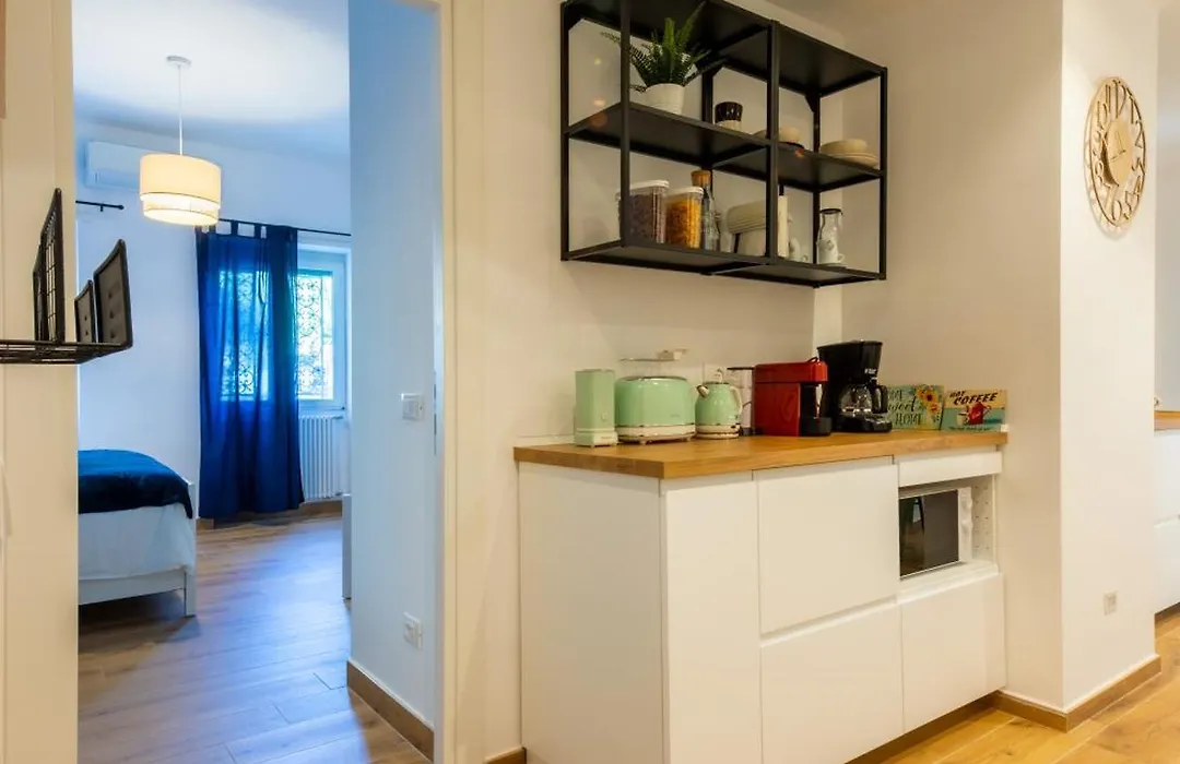 Bed & Breakfast Across The Room-1