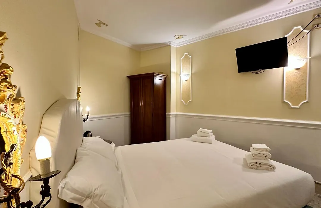 Casa Alla Fenice-1