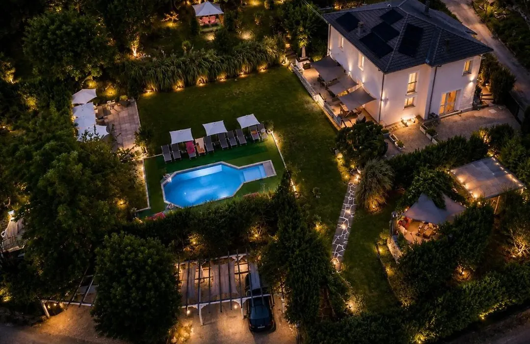 Gan Eden B&B-1