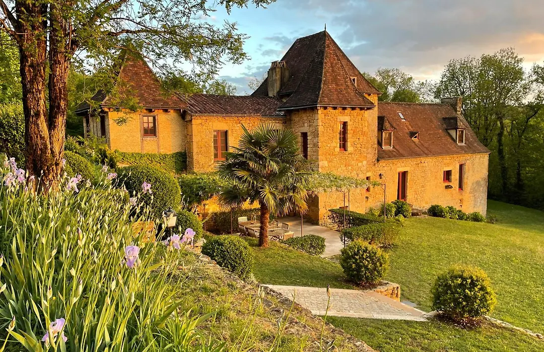 Le Manoir Du Rocher-1