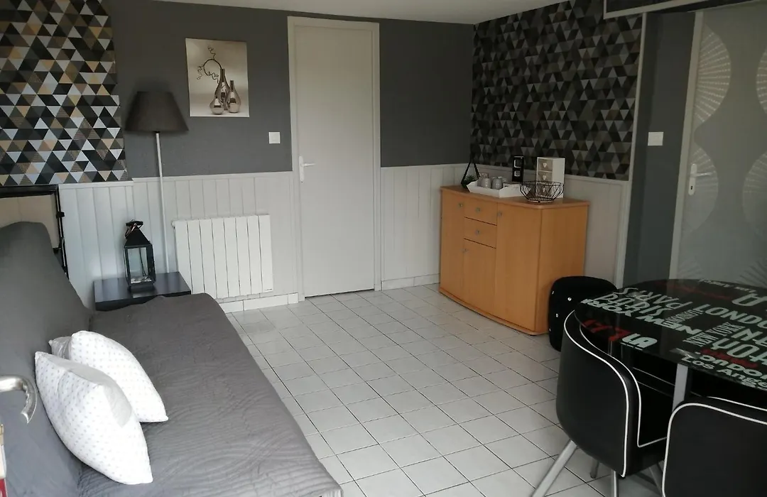Chambres d'Hotes La Maison Neuve-1