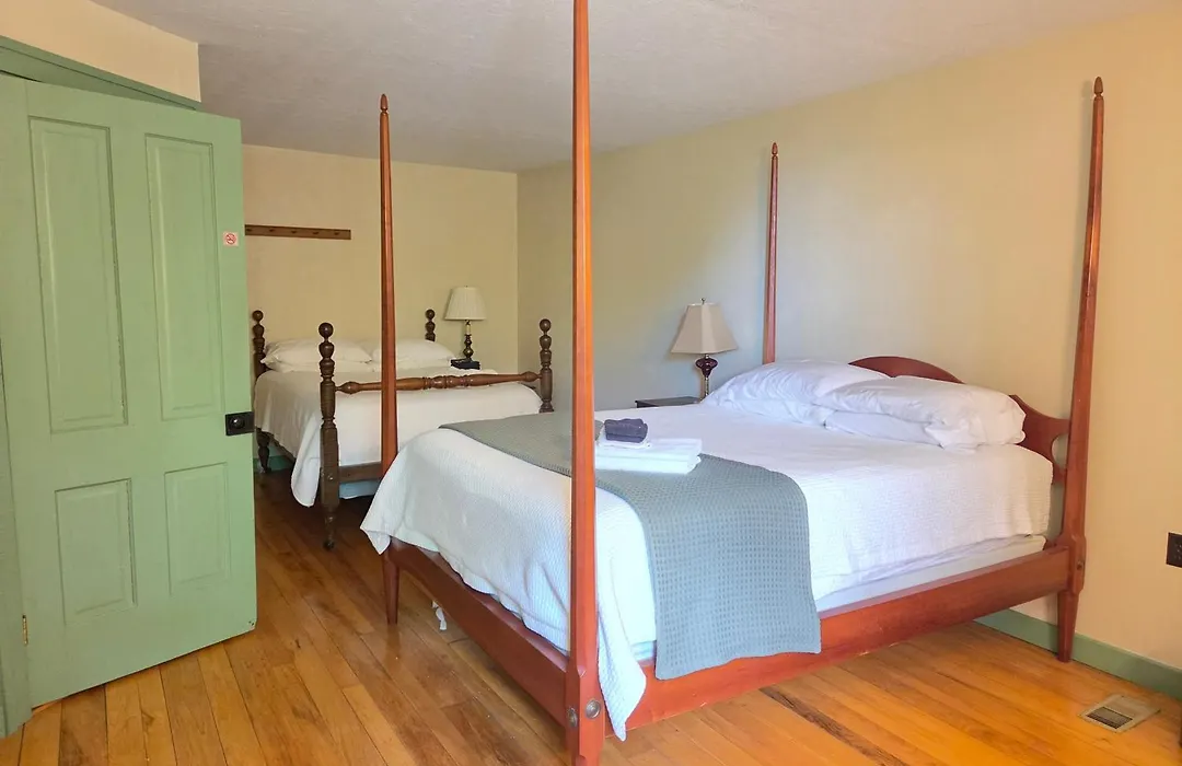 The Cortina Inn-1