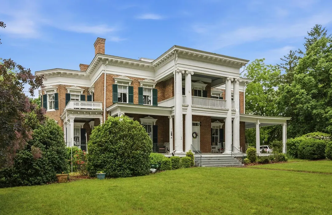 Rockwood Manor Bed & Breakfast-1