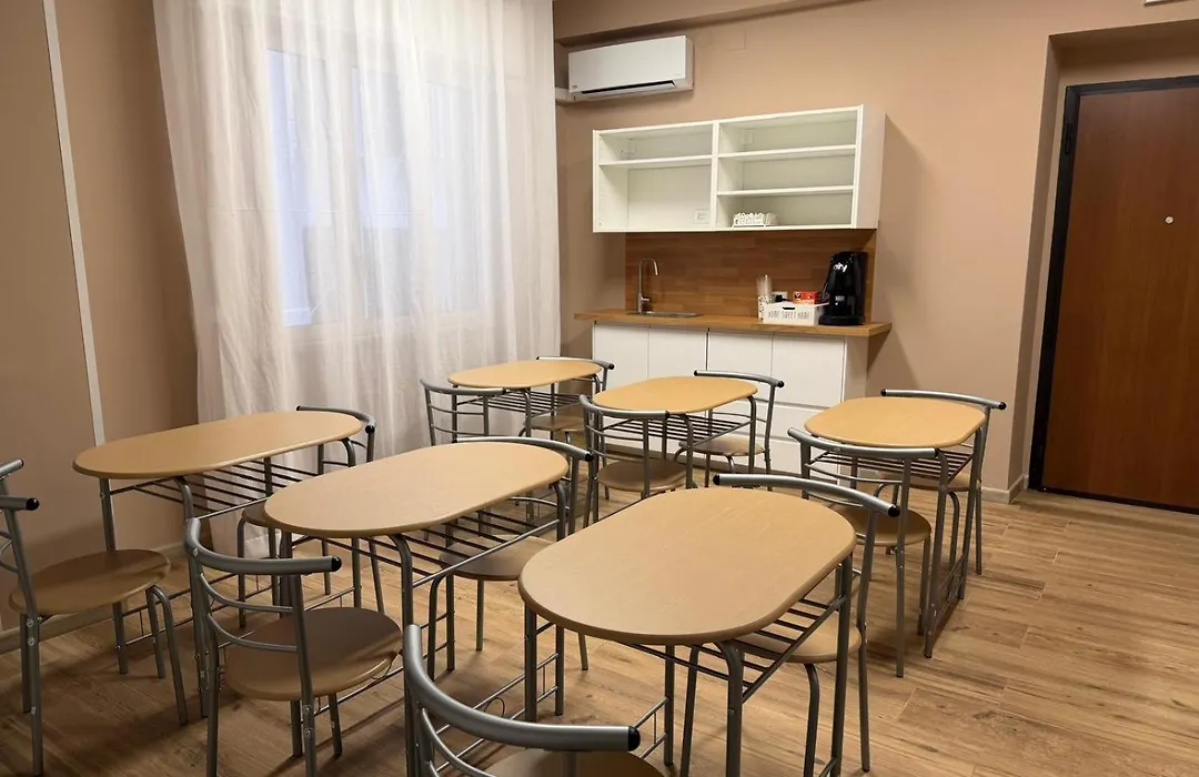B&B Into Palermo Rooms Vicino Al Teatro Massimo-1