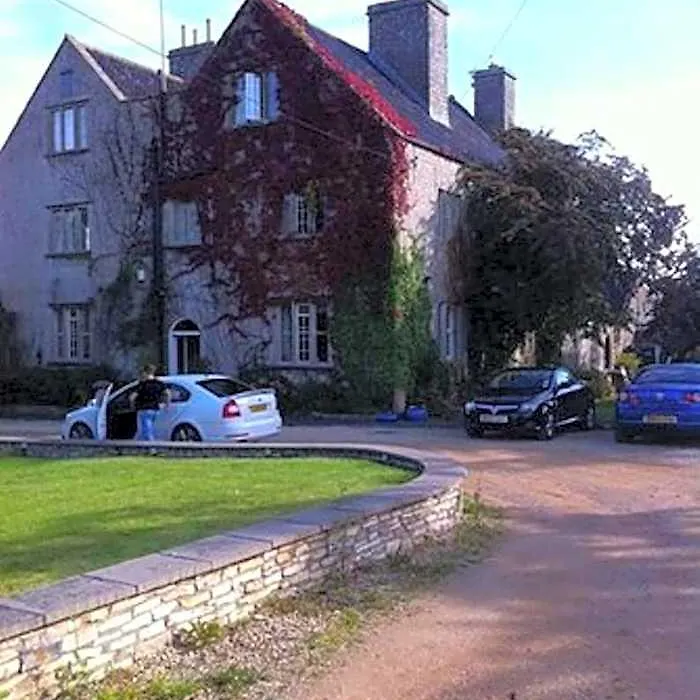 Claridges B&B-1