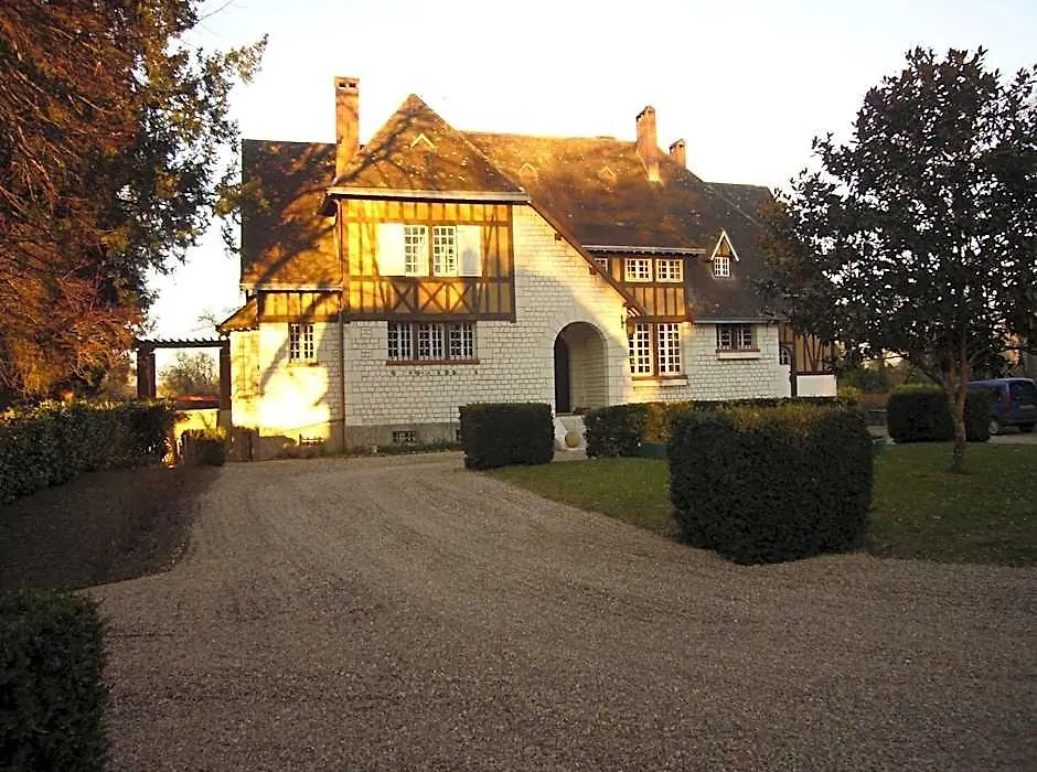 Le Manoir Du Coeur Volant B&B-1
