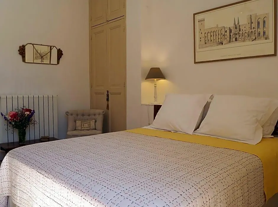 Maison Velvet-1