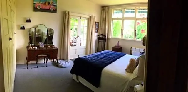 Hewling'S Manor-1