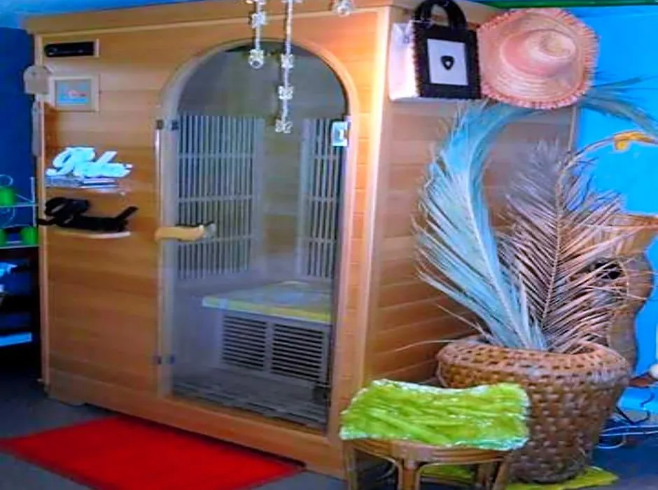 Blue Room, Kitchenette-1