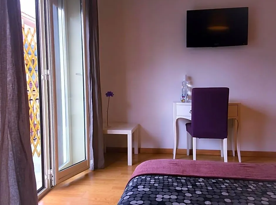 B&B Policlinico-1