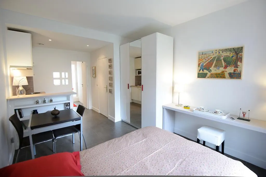 La Campagne à Paris B&B-1