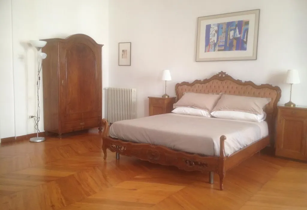 Lo Studio di Joyce-1