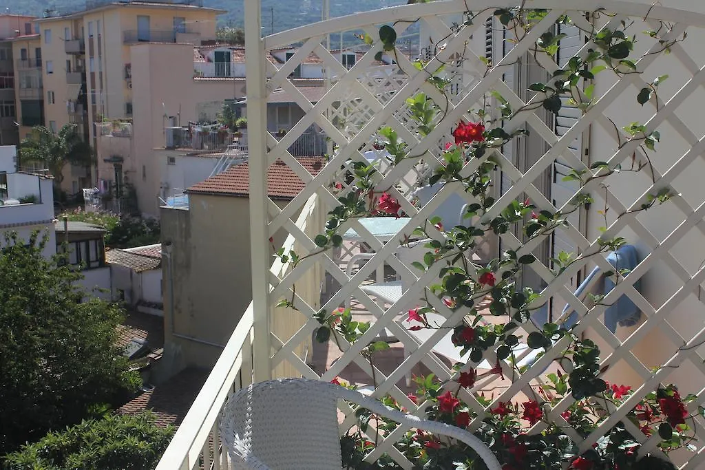 B&B Il Giglio Bianco-1