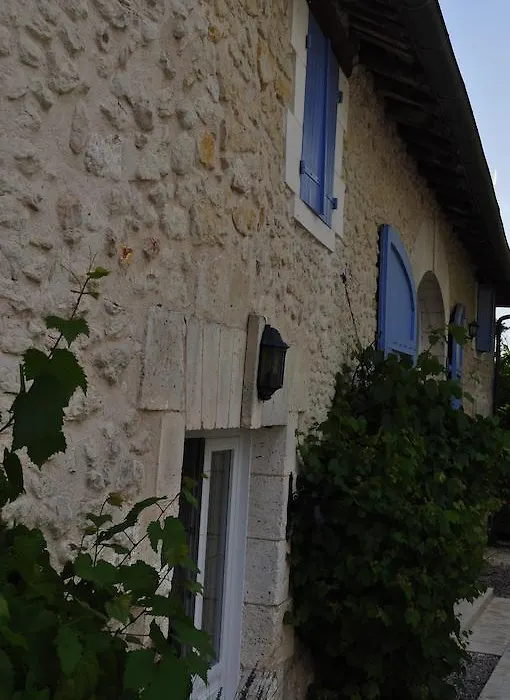 Chambres d'Hôtes La Grange Au Bois-1