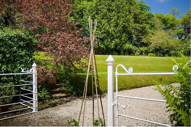 Nutgrove House Luxury B&B-1
