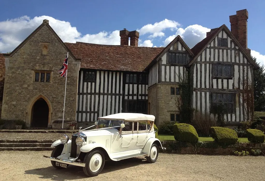Long Crendon Manor B&B-1