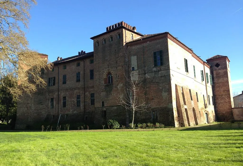 Castello Sannazzaro B&B-1