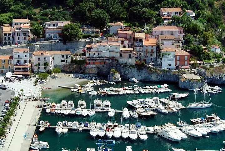Porto Di Mare-1