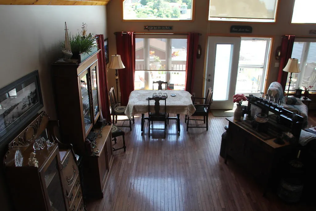 Sal'S Bed And Breakfast By The Sea-1