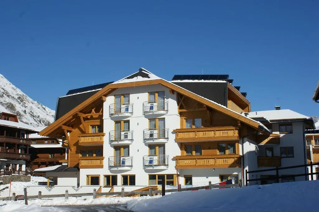 Haus Bergkristall-1