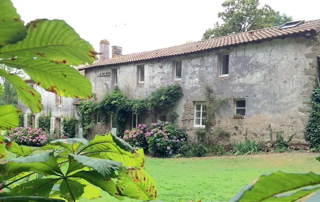 Le Prieuré Saint Blaise-1