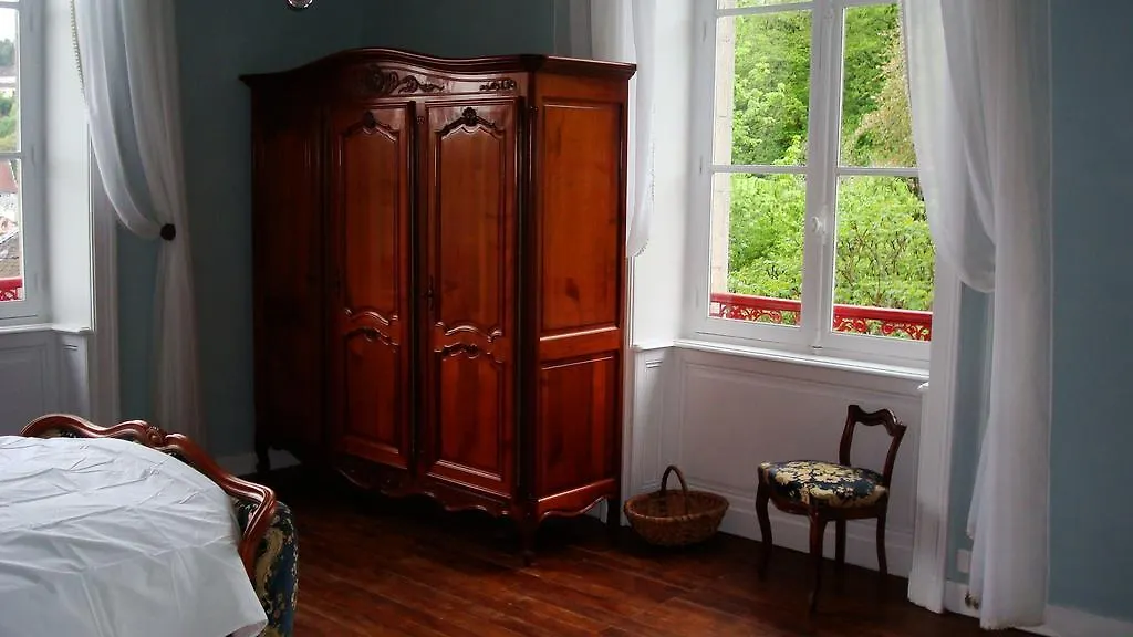 La Belle Maison-1