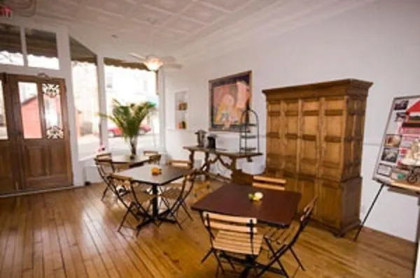 305 North Inn - Galena-1