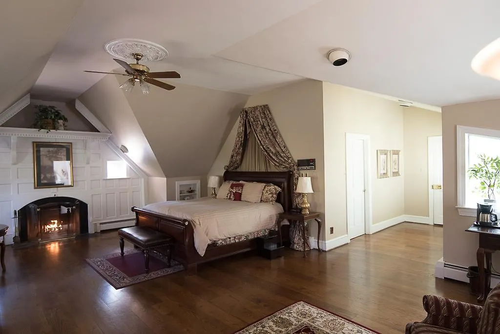 Stafford House Bed & Breakfast-1
