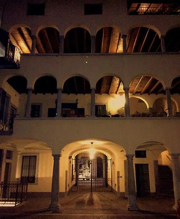 Angolo Del Poeta-1