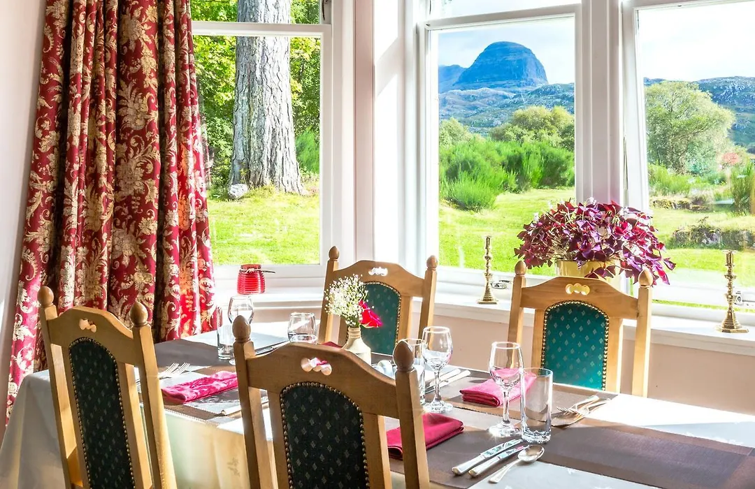 Glencanisp Lodge-1