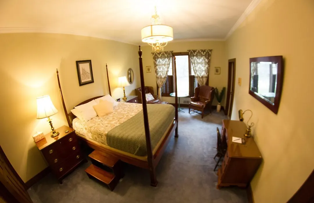 Knapp'S Creek Trout Lodge-1