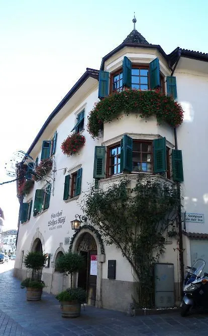 Weisses Roessl-1