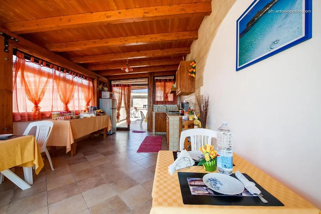 B&B Tra I Due Mari-1