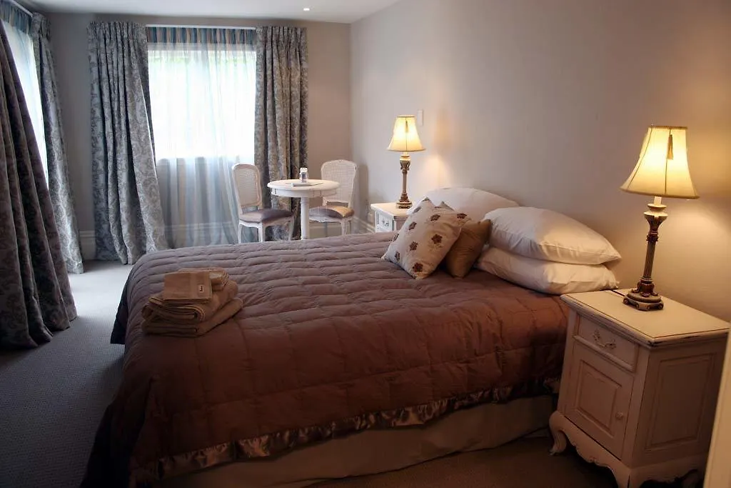 Nelson Heights Bed & Breakfast-1