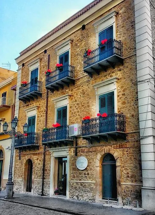 il portico dei normanni-1