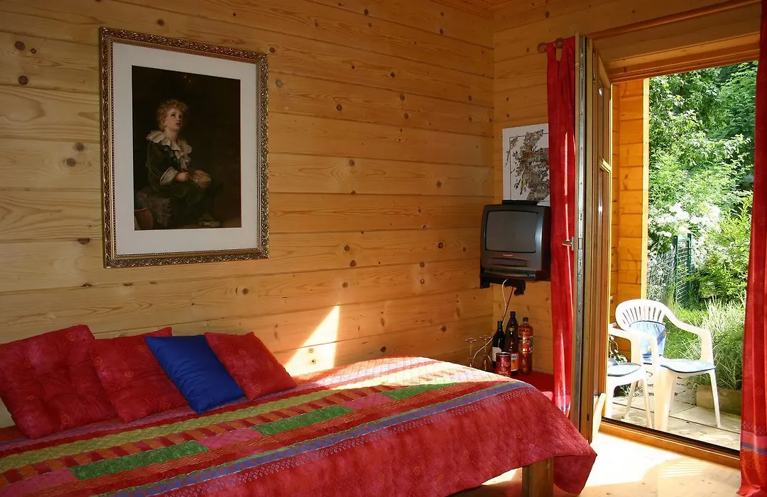 Gästezimmer im Holzhaus im Grünem-1