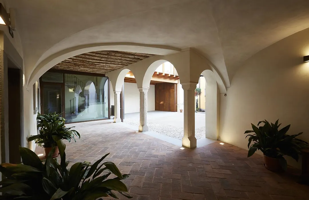 Palazzo Eleonora-1