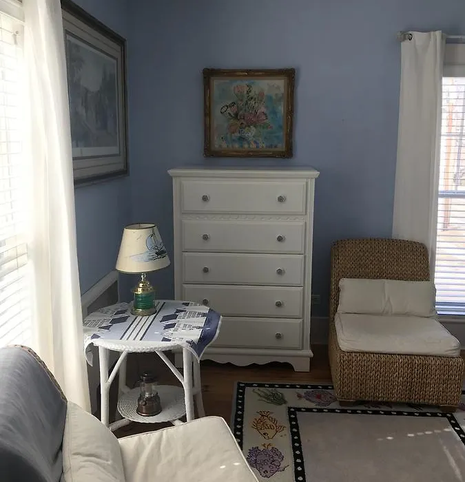 Topsides Bed & Breakfast-1