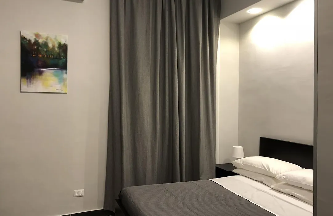 Caio Duilio B&B-1
